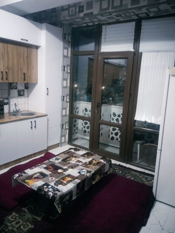 3- bekat yonida yangi don Green Haus uylari 2 xonali 50 kv arendaga be 3- bekat yonida yangi don Green Haus uylari 2 xonali 50 kv arendaga be