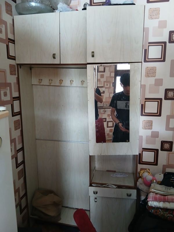 Вешалка для прихожи б/у Вешалка для прихожи б/у