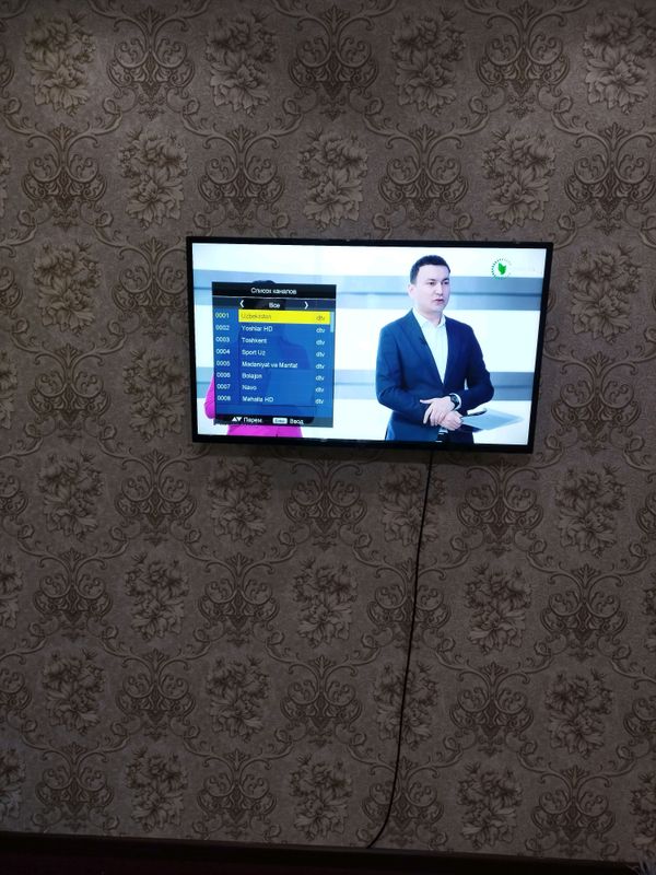 Установка телевизоров на стену Установка телевизоров на стену