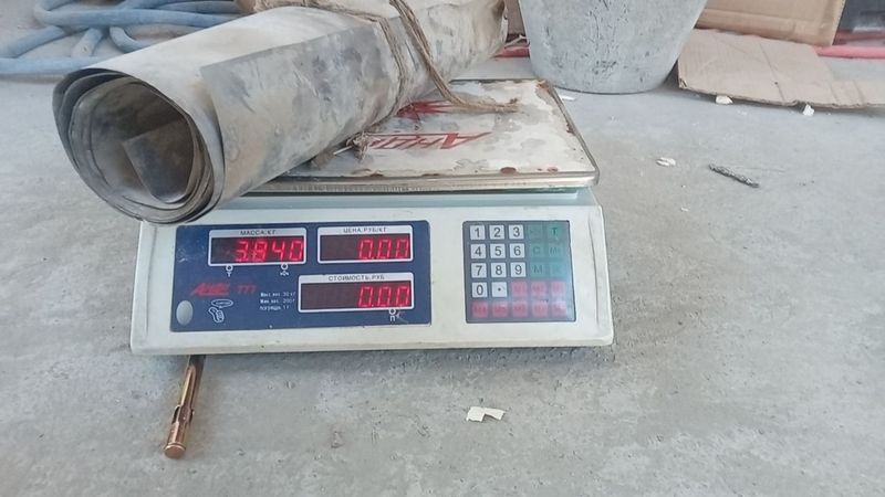 Нержавейка лист размер 0.4×4.20×0.3. Нержавейка лист размер 0.4×4.20×0.3.