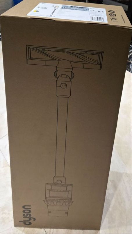 Продается новый пылесос Dyson V15 detect Absolute Продается новый пылесос Dyson V15 detect Absolute