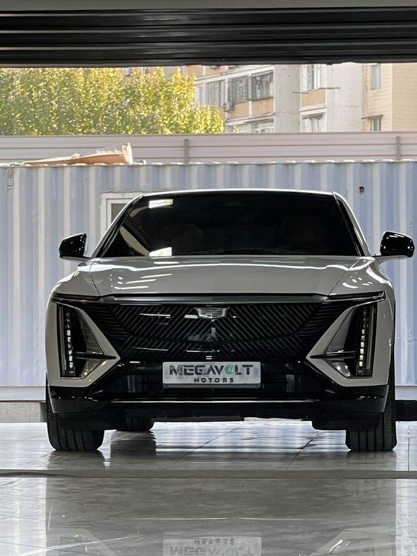 Cadillac lyriq фулл дуал мотор