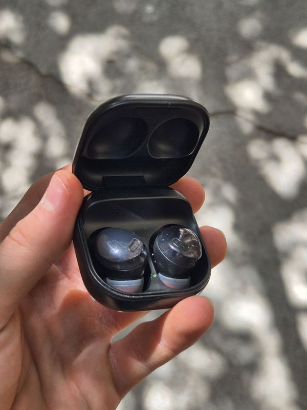 Наушники Samsung buds pro Наушники Samsung buds pro