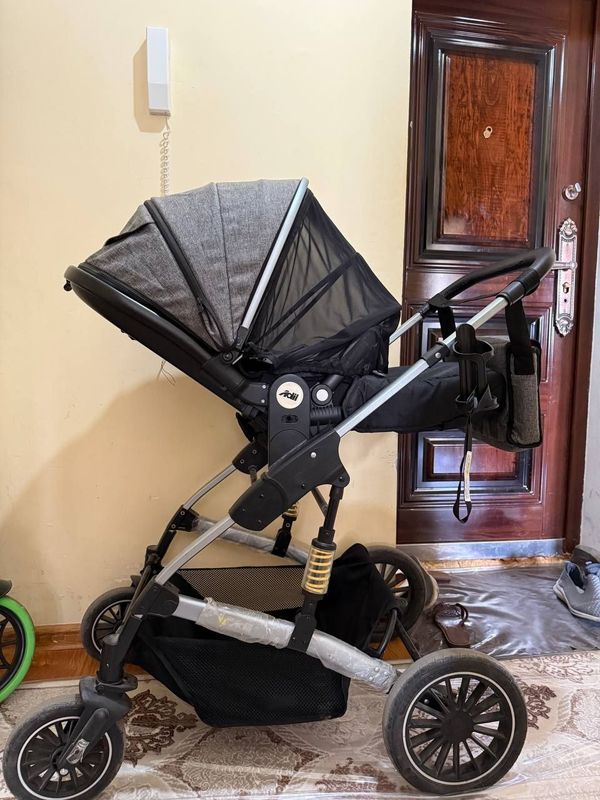 Kolyaska ideal holatda