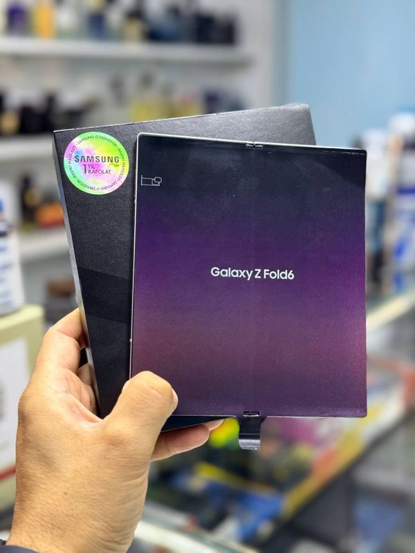 Samsung Galaxy Z Fold 6