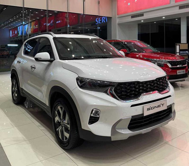 Kia sonet Luxe halol nasiya evaziga