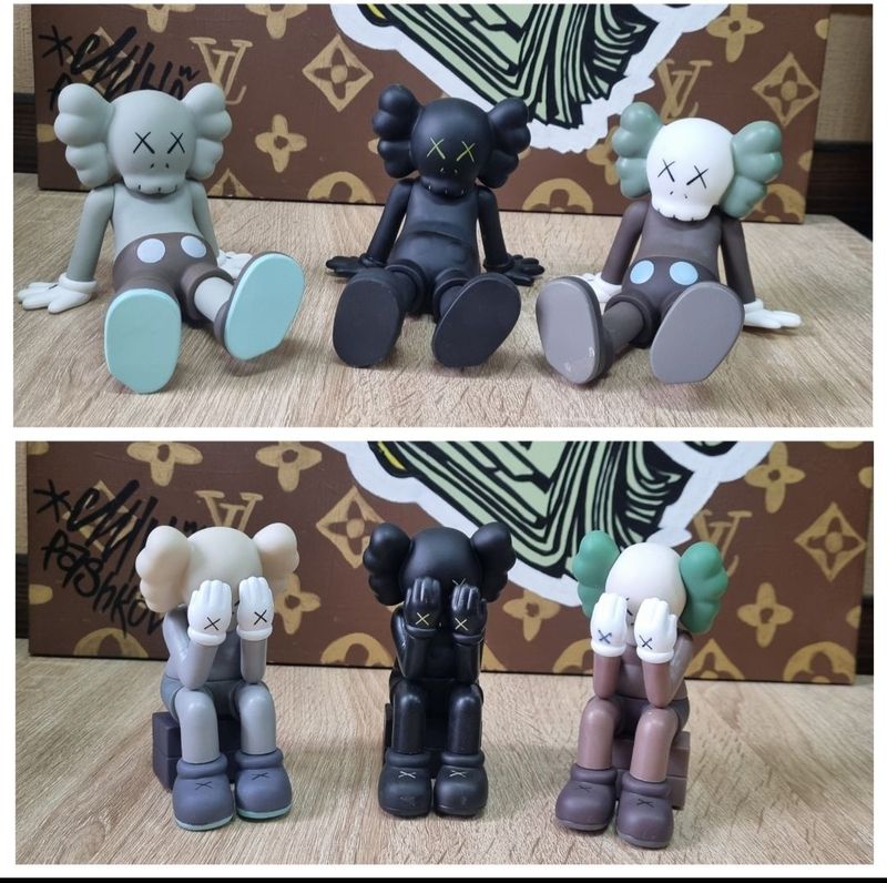 Kaws игрушки, фигурка 100.000