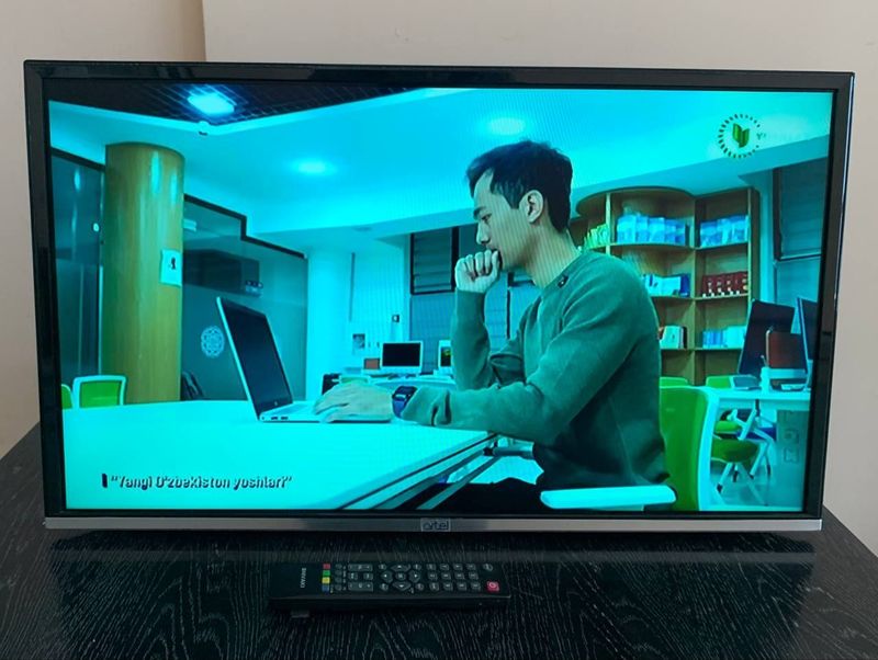ARTEL 32 Televizor Sotiladi ARTEL 32 Televizor Sotiladi