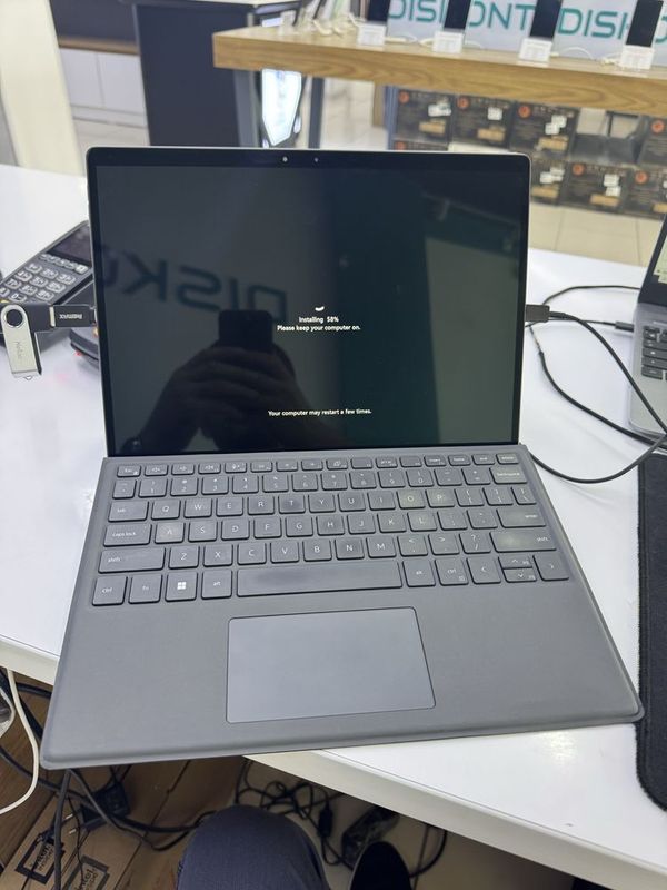 Dell Latitude 7230 Detachable sotiladi! Biznes klass noutbuk