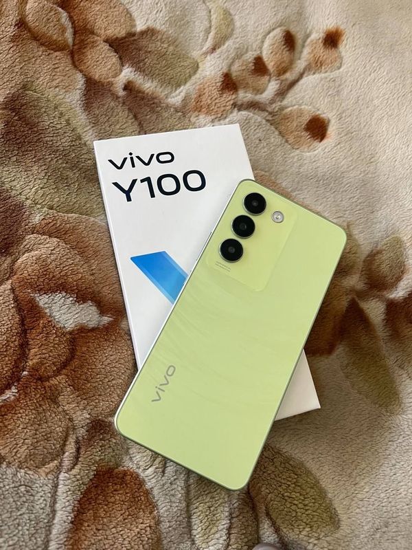 Telefon, Vivo Y100 Telefon, Vivo Y100