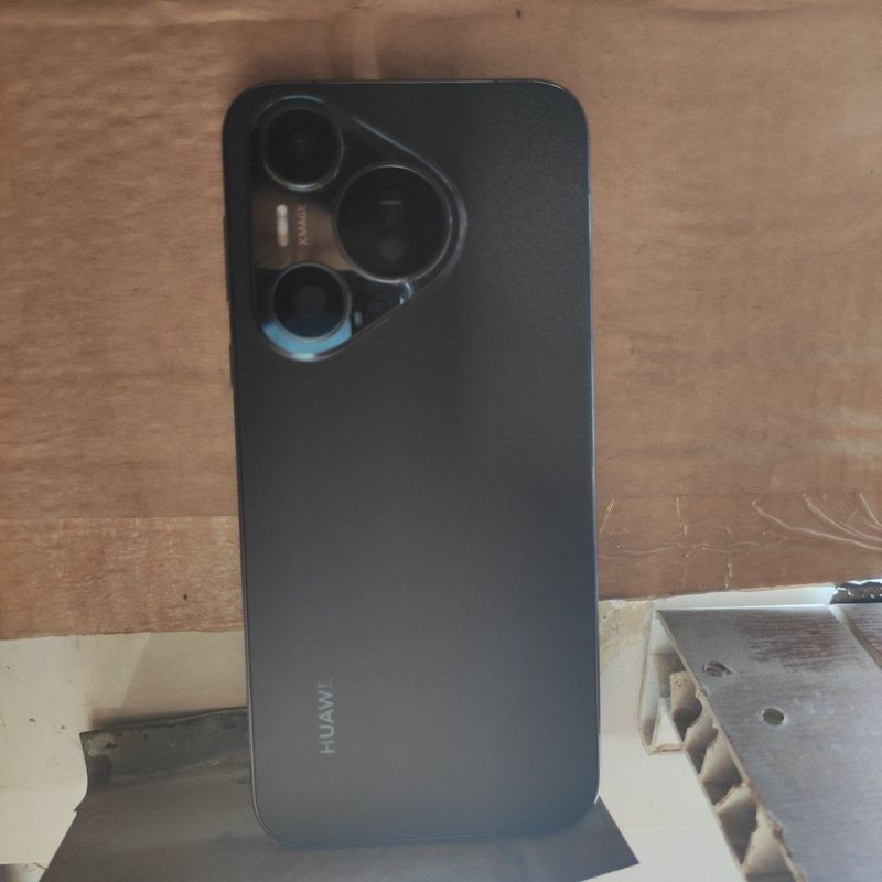 Huawei pura 70 holati 10/10 Huawei pura 70 holati 10/10