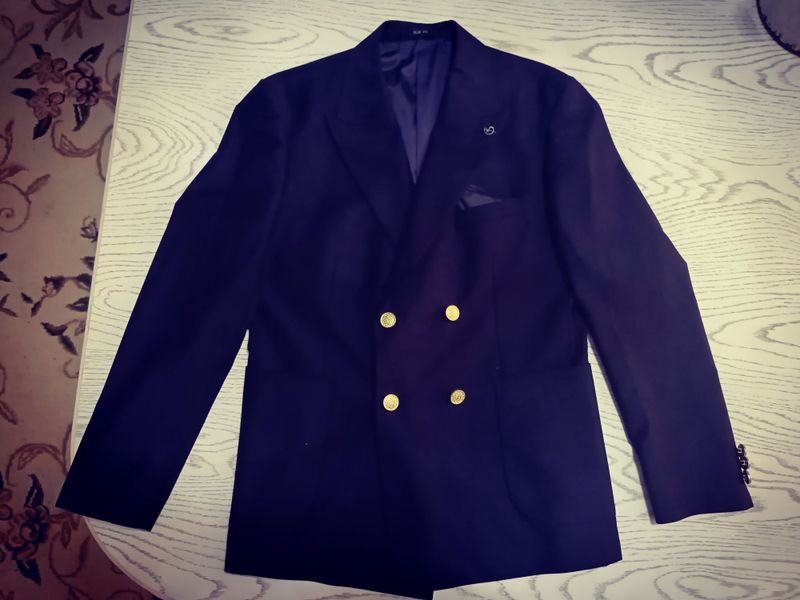 Брендовый костюм 3 ка от SLIM FIT