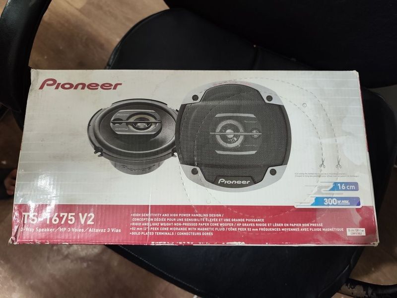 Сетки для автомагнитолы Pioner
