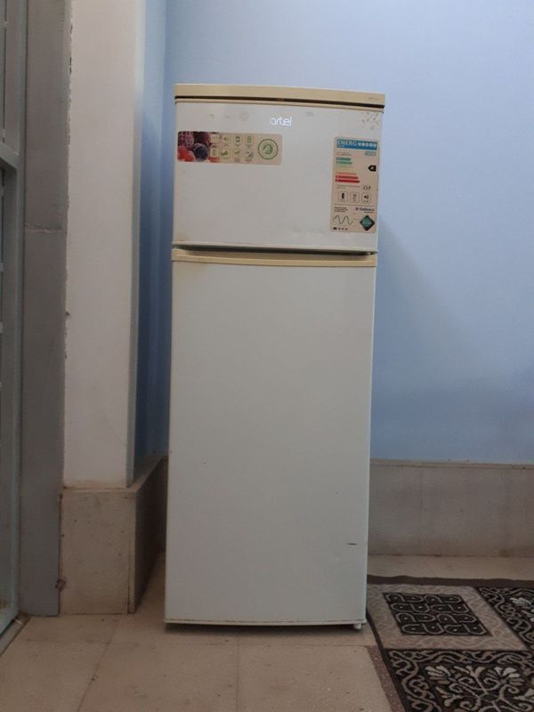 Продается холодильник Artel