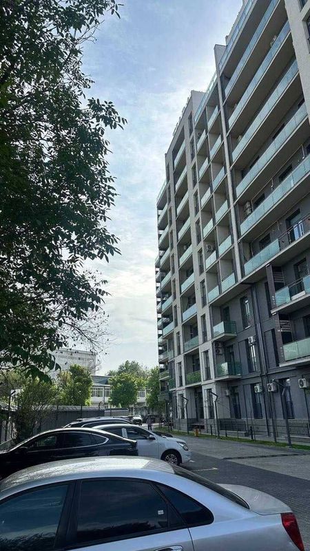 Tiara Residence Продается 2 комнатная коробка Военный Госпиталь Tiara Residence Продается 2 комнатная коробка Военный Госпиталь