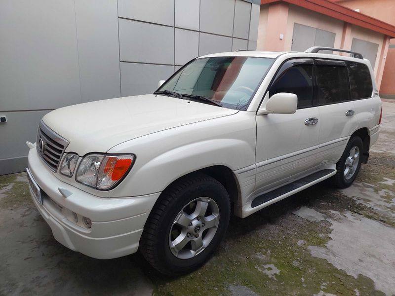 Lexus LX470, 2004