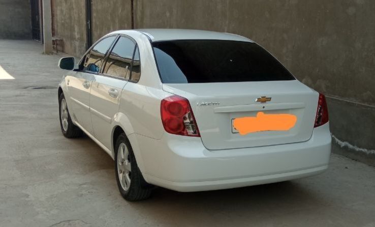 Gentra Lasetti 2015 yil kraska toza 157.000 yurgan 4gazi bor mexanika Gentra Lasetti 2015 yil kraska toza 157.000 yurgan 4gazi bor mexanika