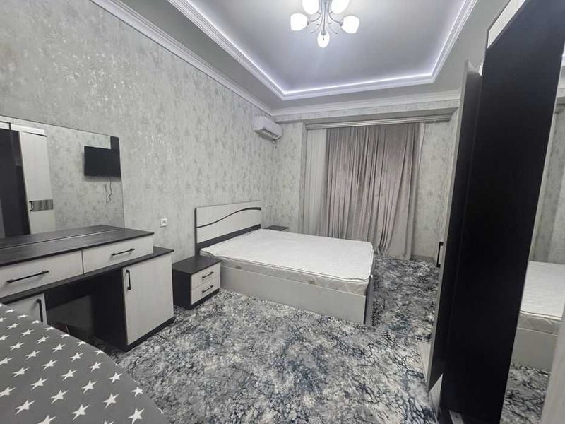 Чиланзар 4 • М,Мирза Улугбек • 2-комн • 75м² • этаж 4/10 • [336-SAM15]