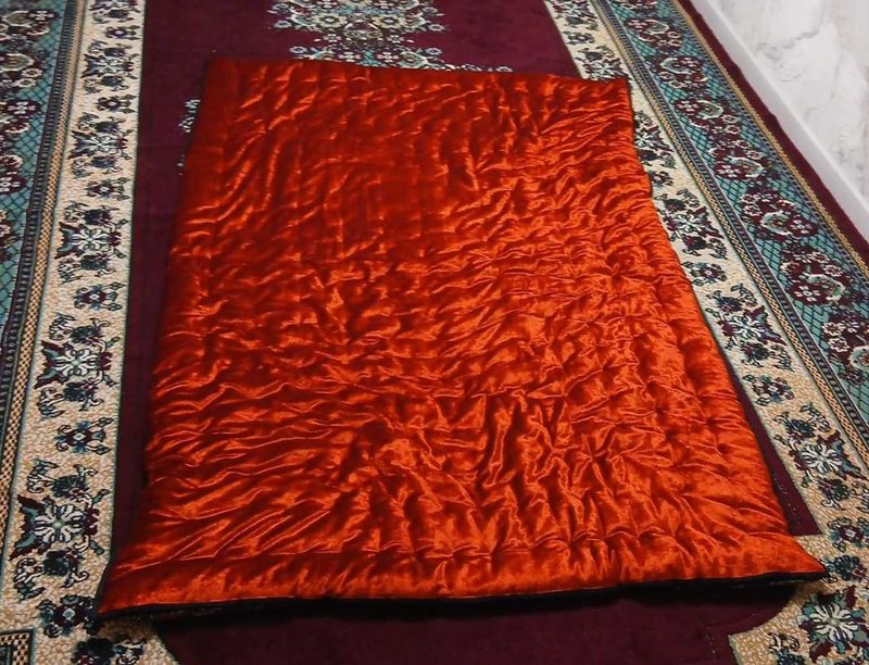 Duxoba ko'rpalar qizil 2 dona