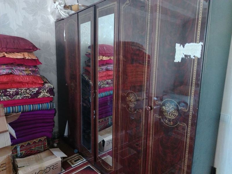 Mebelani sotaman arzonga tezroq yoqotishim kere