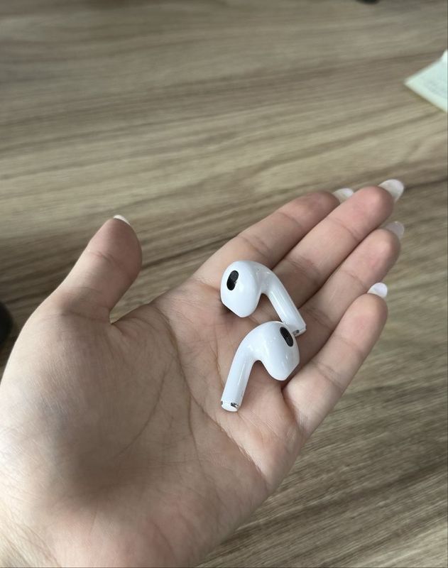 AirPods 3 (оригинал) сотилади