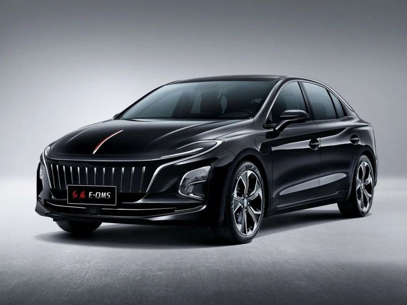 Срочно продаётся HONGQI EQM 5