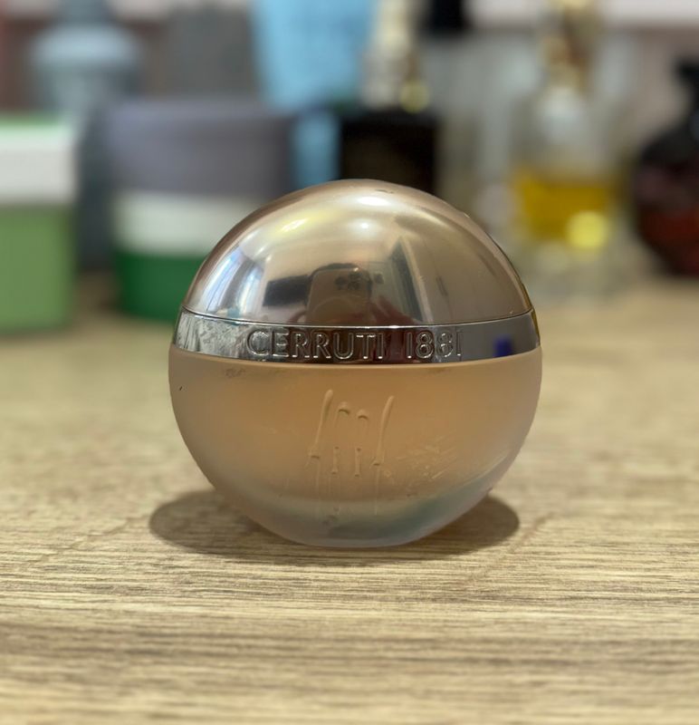 Туалетная вода Cerruti 1881 Pour Femme