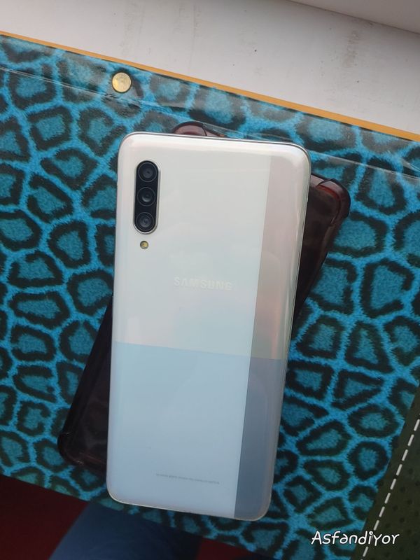 SAMSUNG A90 128/6 GB