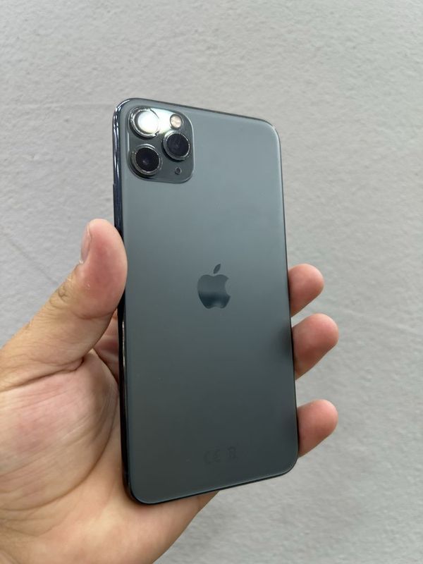 Iphone 11 pro max 64gb naxtga va nasiyaga Iphone 11 pro max 64gb naxtga va nasiyaga