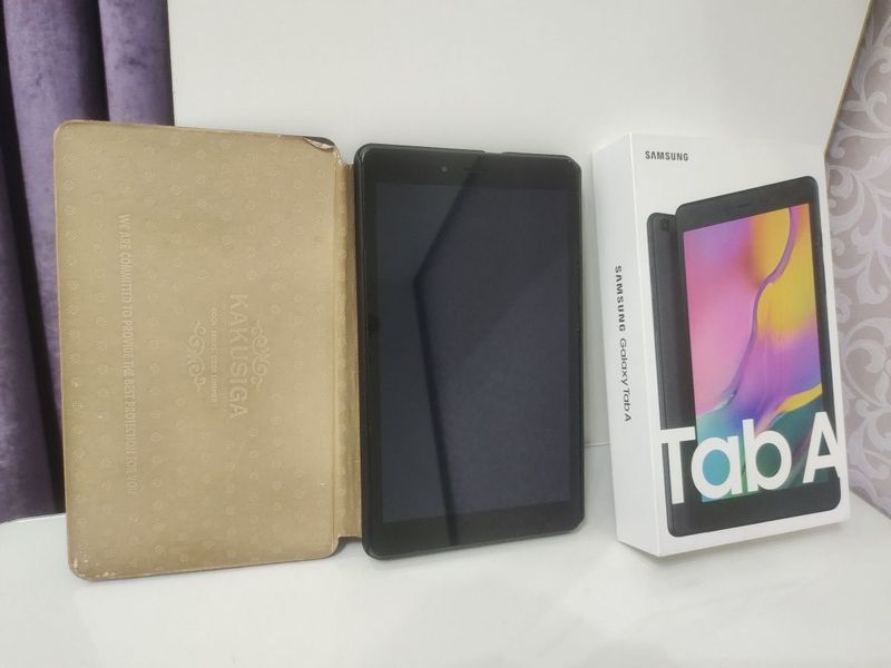 Планшет Samsung Galaxy Tab A