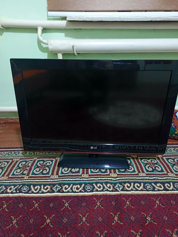 Lg 32 televizor satiladi Lg 32 televizor satiladi