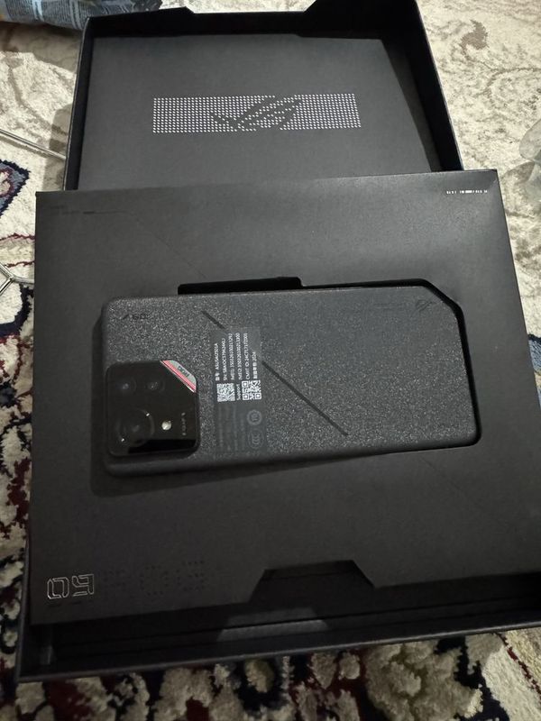 Asus Rog phone 9 pro 16/512 Asus Rog phone 9 pro 16/512