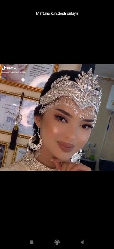 Kelinchaklarimiz uchun ajoyib tillaqosh Kelinchaklarimiz uchun ajoyib tillaqosh