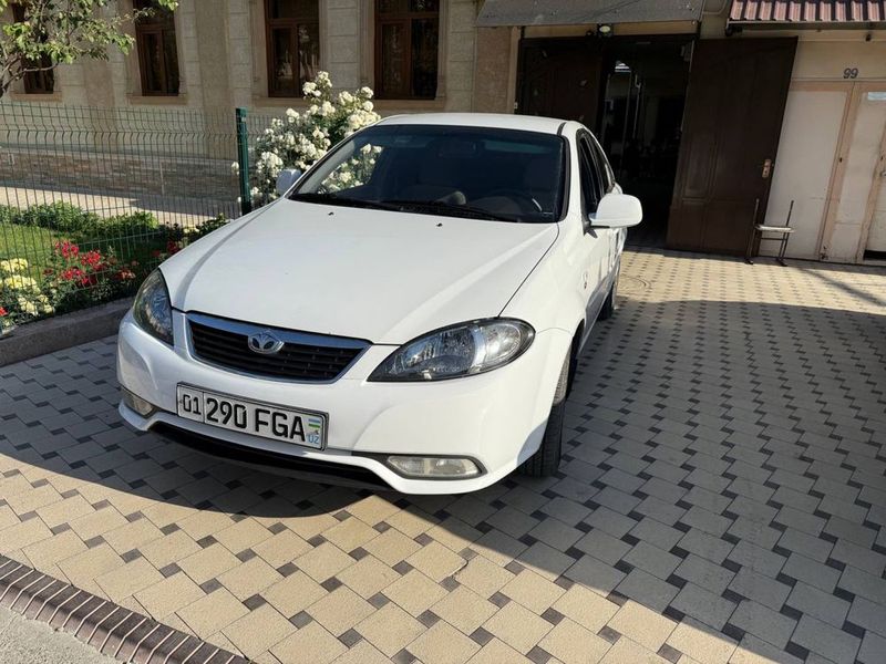 Avtomat Daewo Gentra 2016 yil 200.000km Holati zor Ozimiki Avtomat Daewo Gentra 2016 yil 200.000km Holati zor Ozimiki