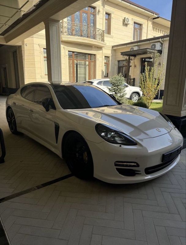 Продаётся PORSCHE panamera s4 Продаётся PORSCHE panamera s4