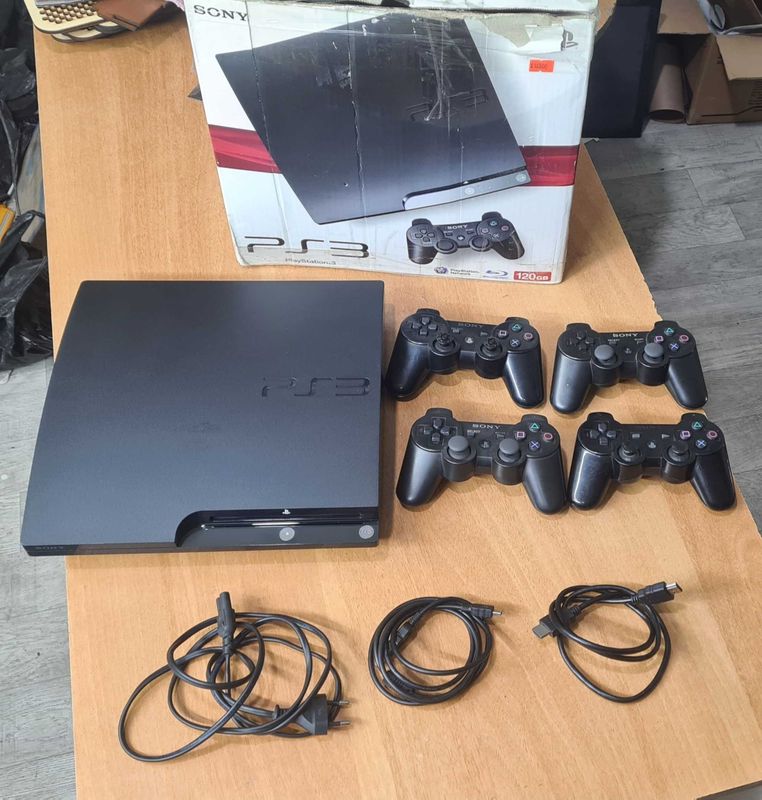 PlayStation 3 slim sotiladi
