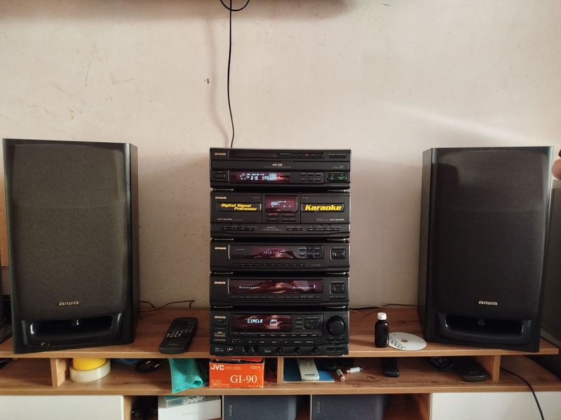 Музыкальный центр блочный aiwa z-D 9300 m Музыкальный центр блочный aiwa z-D 9300 m