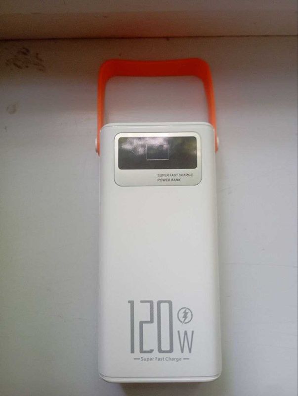продаю абсолютно новый повербанк 60000mah продаю абсолютно новый повербанк 60000mah