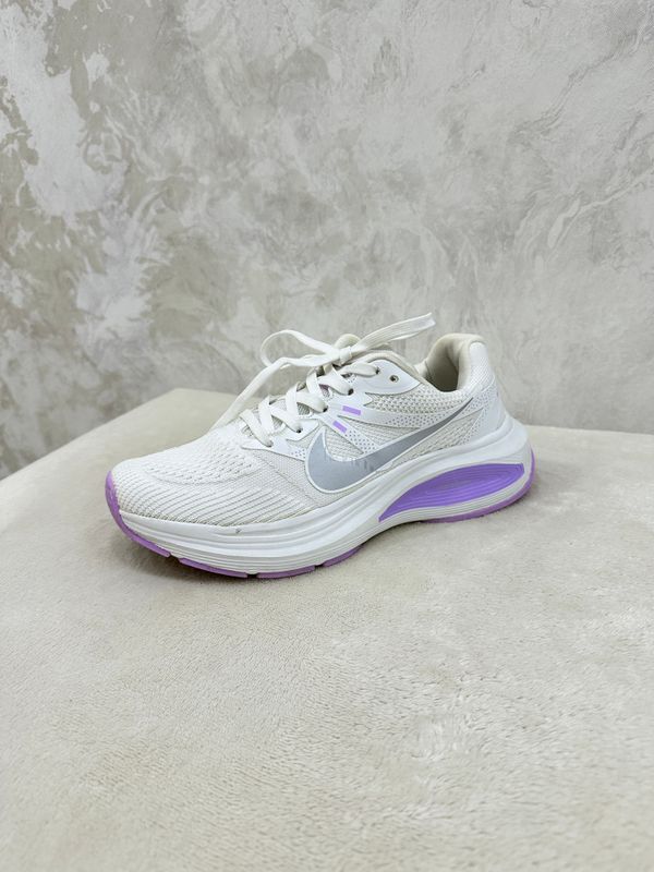 Оригинальные кроссовки Nike