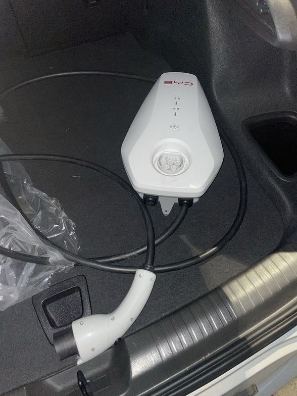 Ориганальный Зарядник 7кв от byd. Zaryadka 7kw byd. Ориганальный Зарядник 7кв от byd. Zaryadka 7kw byd.