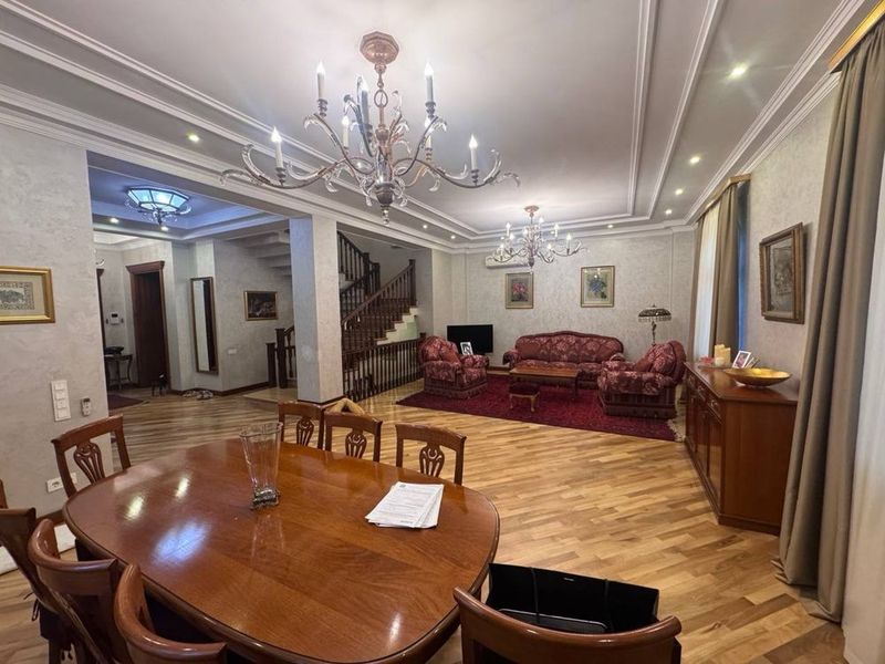 Ул. Никитина Дом 400 кв.м Ул. Никитина Дом 400 кв.м