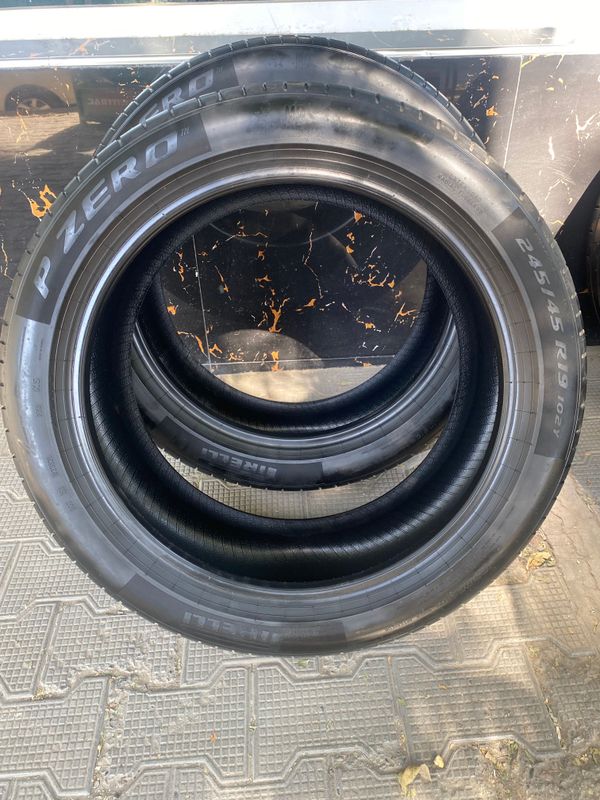 Pirelli P Zero 245/45R19. 275/40R19 Pirelli P Zero 245/45R19. 275/40R19