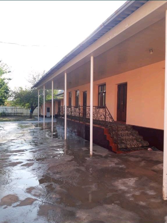 продаётся дом в городе Нурафшан (Туй тепа) продаётся дом в городе Нурафшан (Туй тепа)