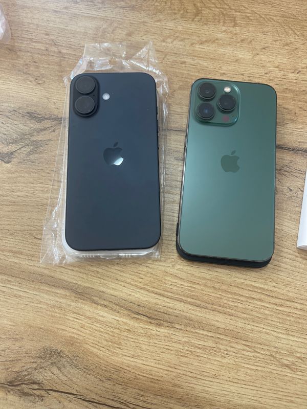 Iphone 16 mat black Iphone 16 mat black