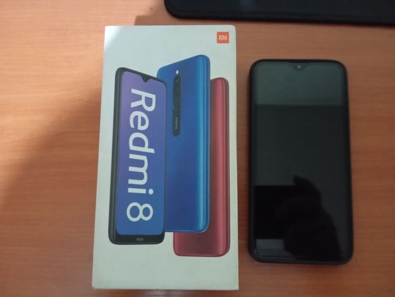 Продам телефон Redmi 8