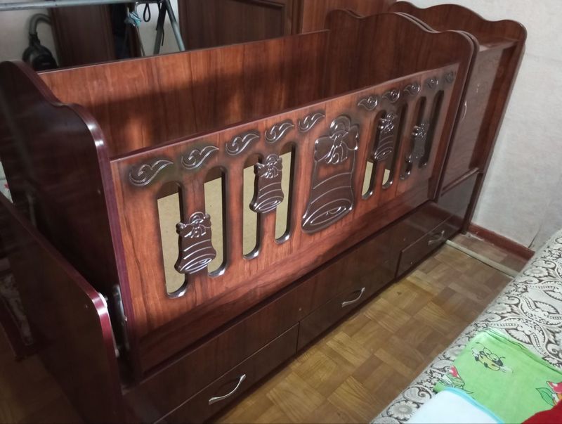 Детская мебель и коляска Детская мебель и коляска