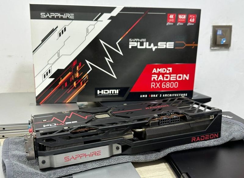 RX 6800 16gb 256bit Sapphire Pulse RX 6800 16gb 256bit Sapphire Pulse