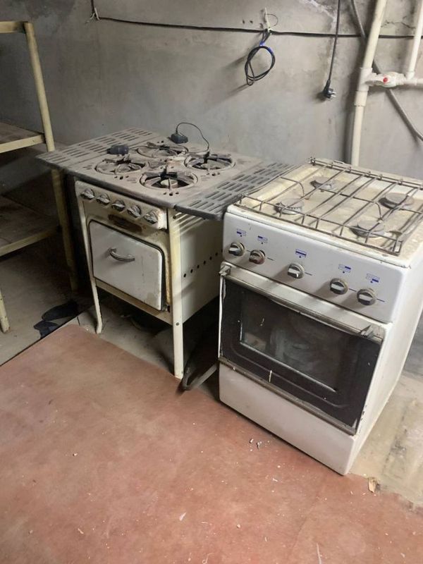 Gaz plita sotiladi 2 ta Gaz plita sotiladi 2 ta