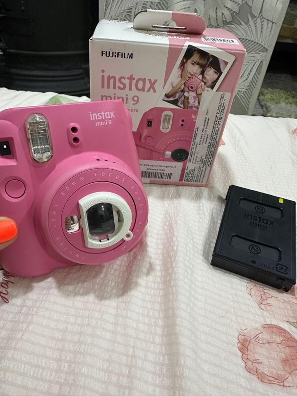 FUJIFILM instax mini 9 FUJIFILM instax mini 9