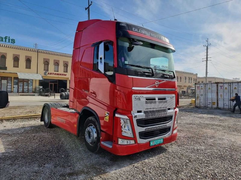 Срочно Продаётся тягач VOLVO Евро 6. Срочно Продаётся тягач VOLVO Евро 6.